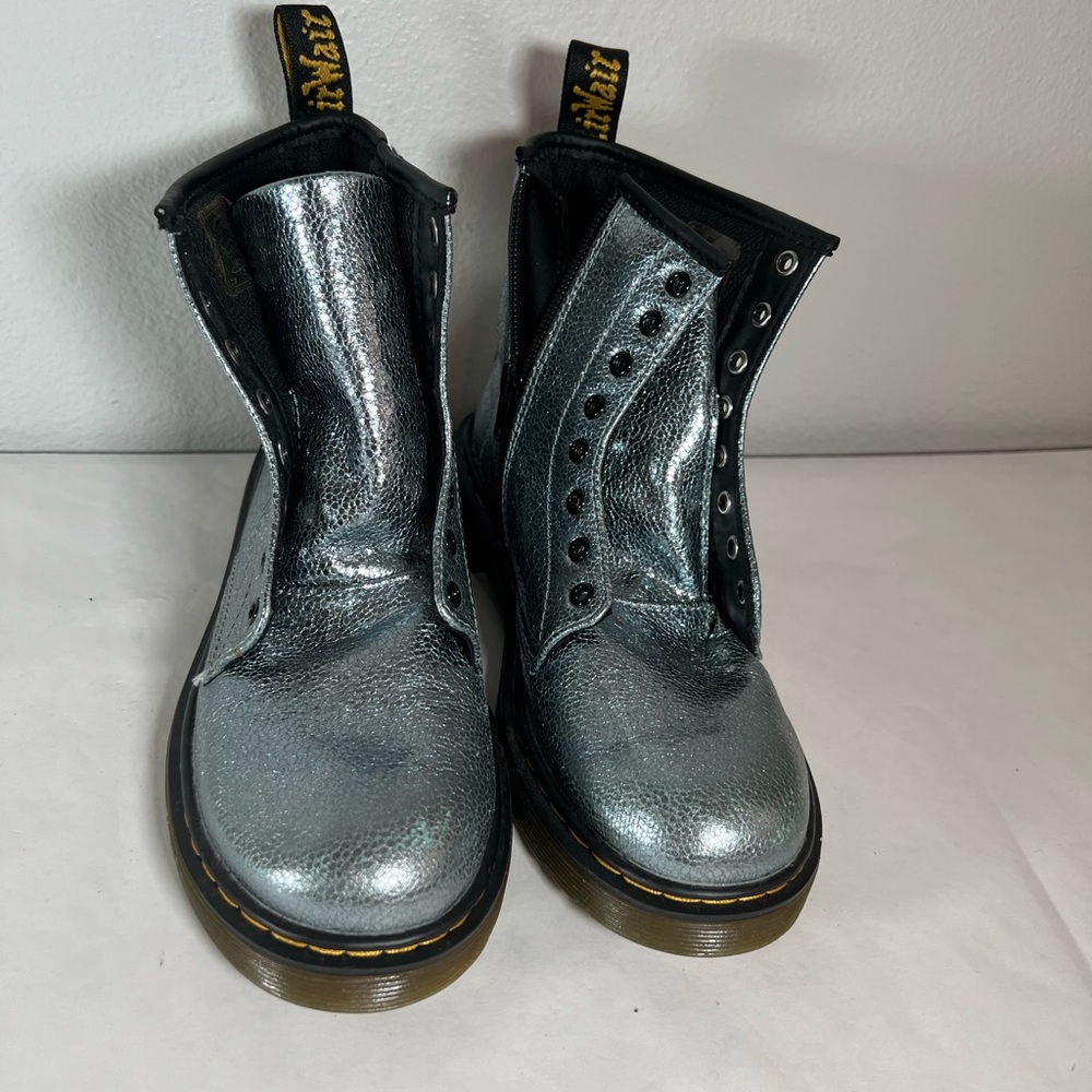 Dr. Martens Kids‎ Silver Boots
